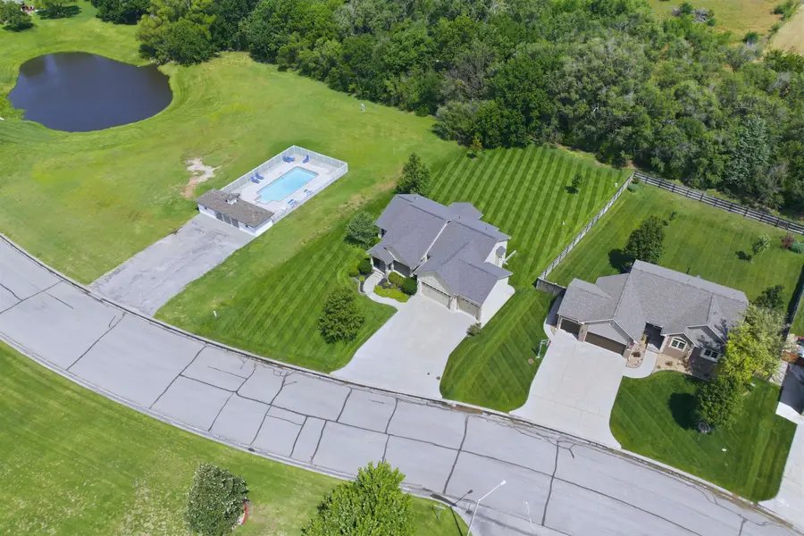 404 E Pretty Flowers St, Garden Plain, KS 67050 - #2