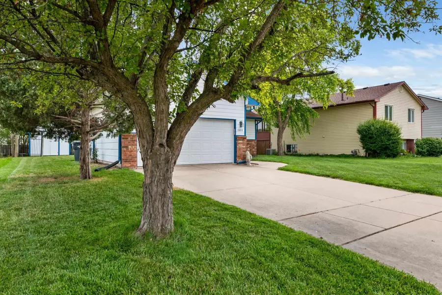 10813 W Blake Cir, Wichita, KS 67209 - #2