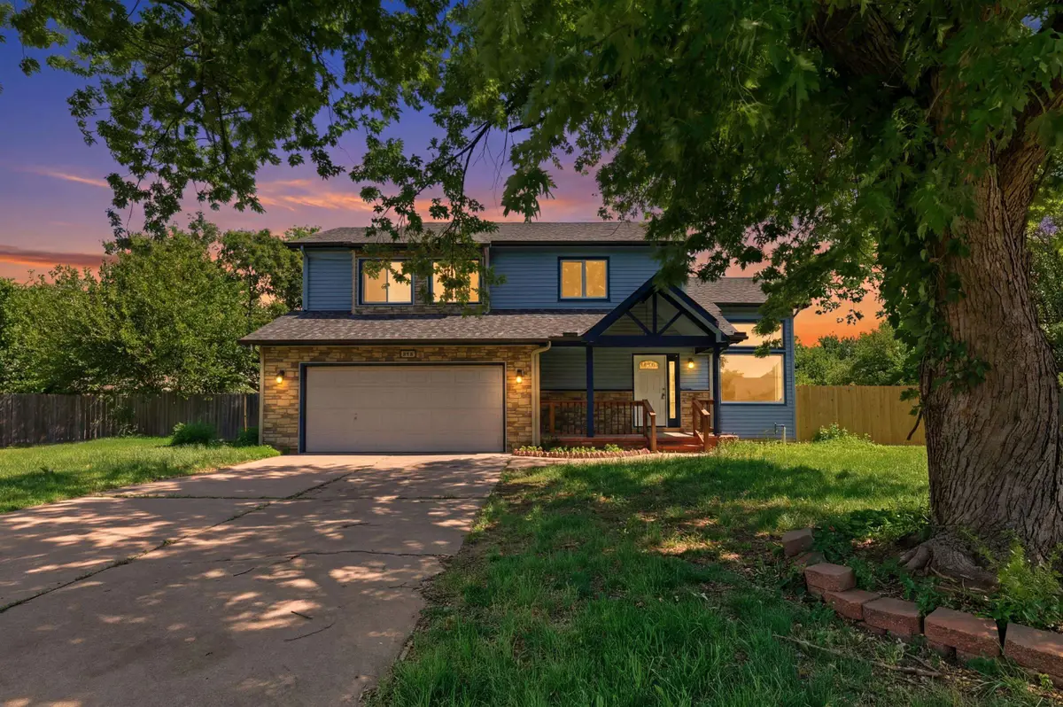 1202 S Stoneybrook Cir, Wichita, KS 67207 - #1