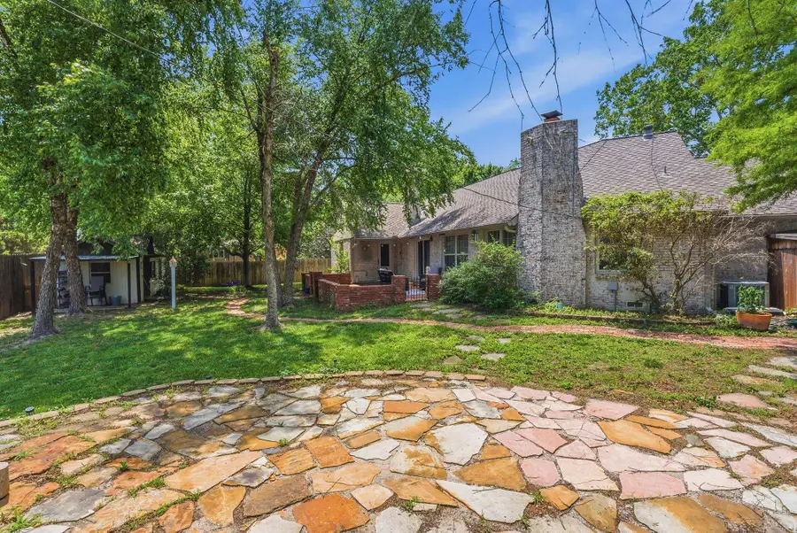 102 S Bonnie Brae, Wichita, KS 67207 - #2
