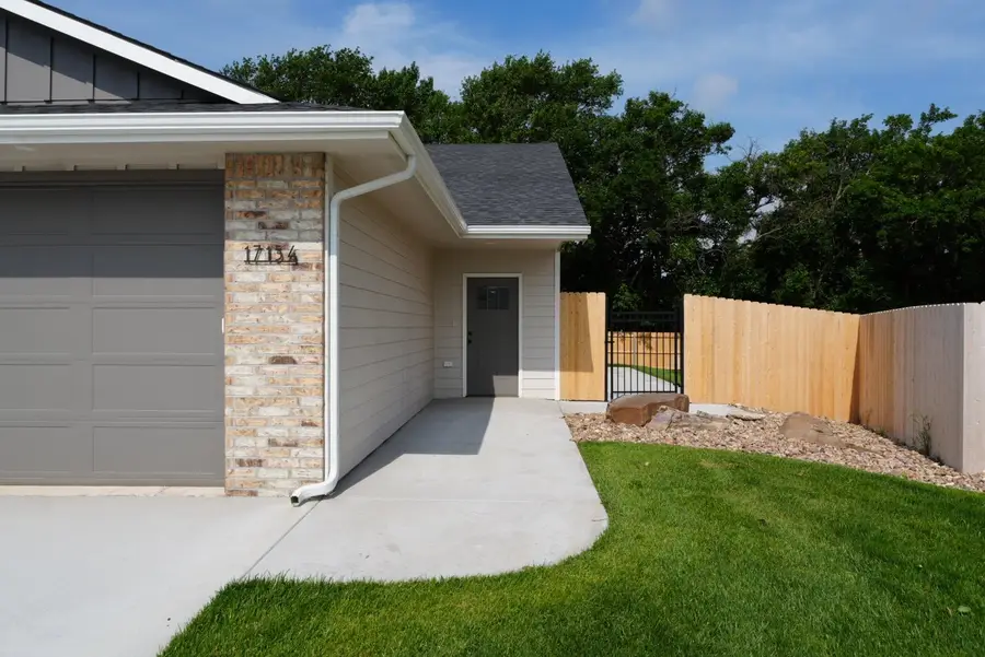17154 W Lawson Cir, Goddard, KS 67052 - #3