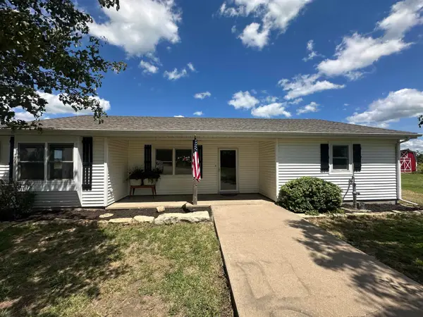 1476 SE Grant Rd, El Dorado, KS 67402