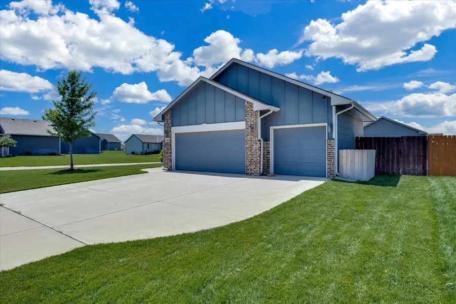 1629 N Thoroughbred St., Wichita, KS 67235 - #2