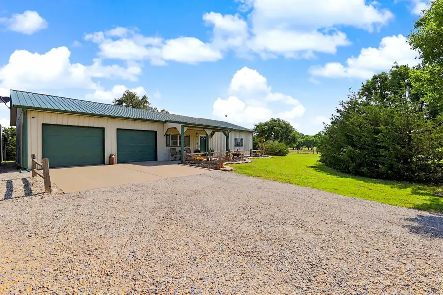 9190 SE Turkey Creek Rd, Leon, KS 67074 - #2