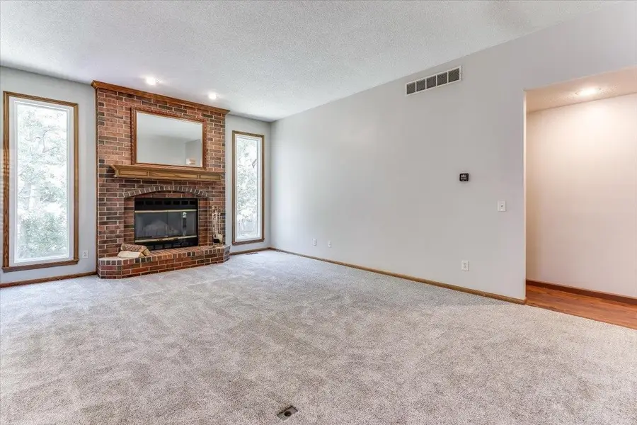 2366 N Vinegate Ct, Wichita, KS 67226 - #3