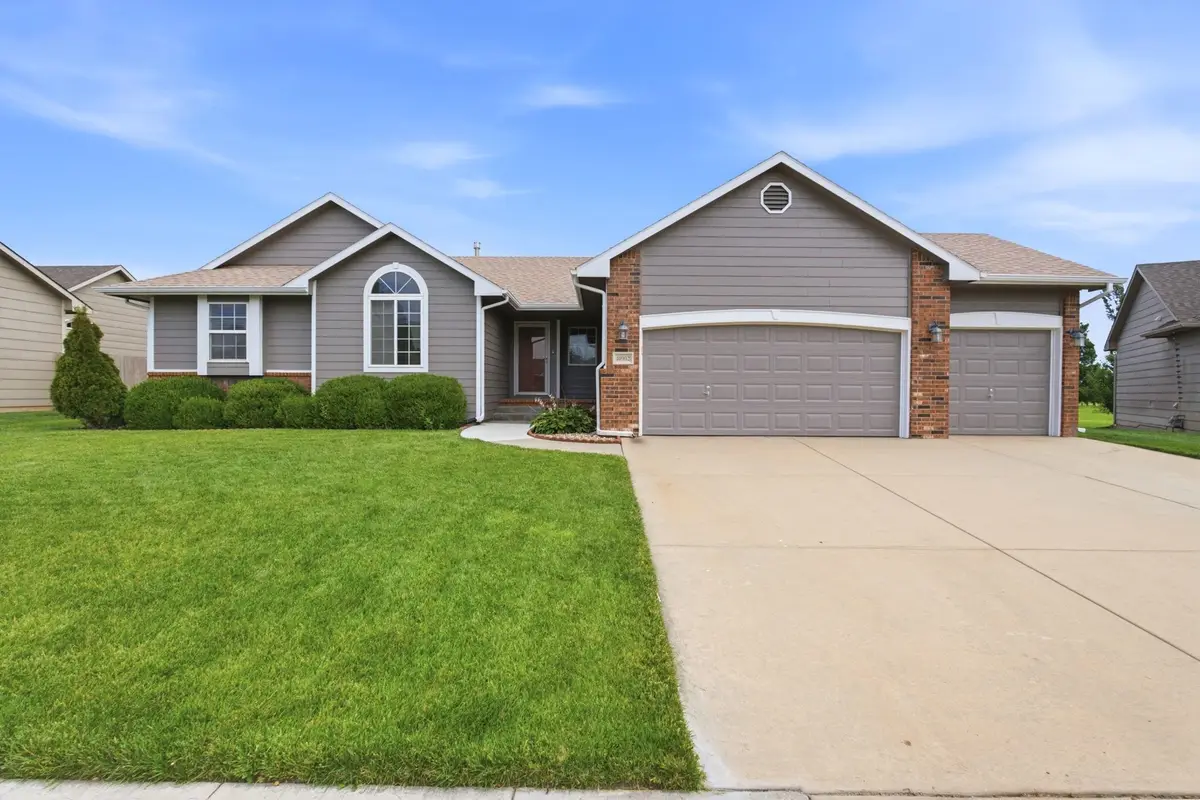 10902 W Lantana St, Wichita, KS 67205 - #1