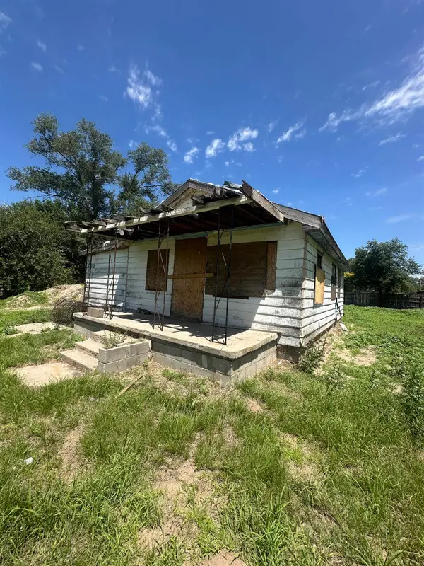 102 E 86th St South, Haysville, KS 67060