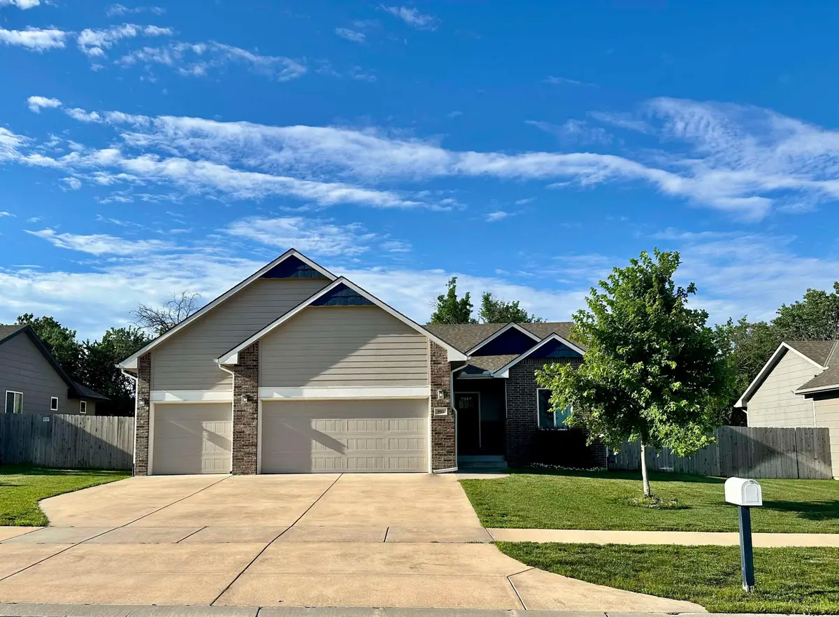 901 E Freedom, Derby, KS 67003 - #1