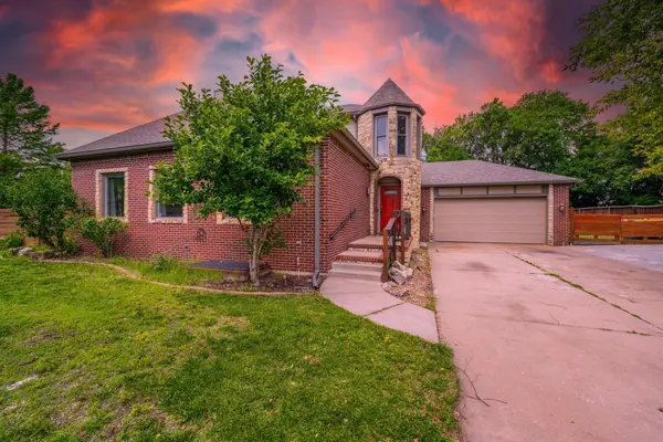13911 E Bayley Cir, Wichita, KS 67230-9112