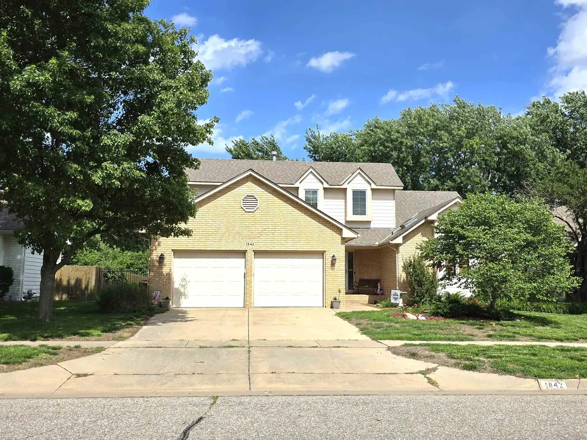 1842 N Valleyview St, Wichita, KS 67212 - #1