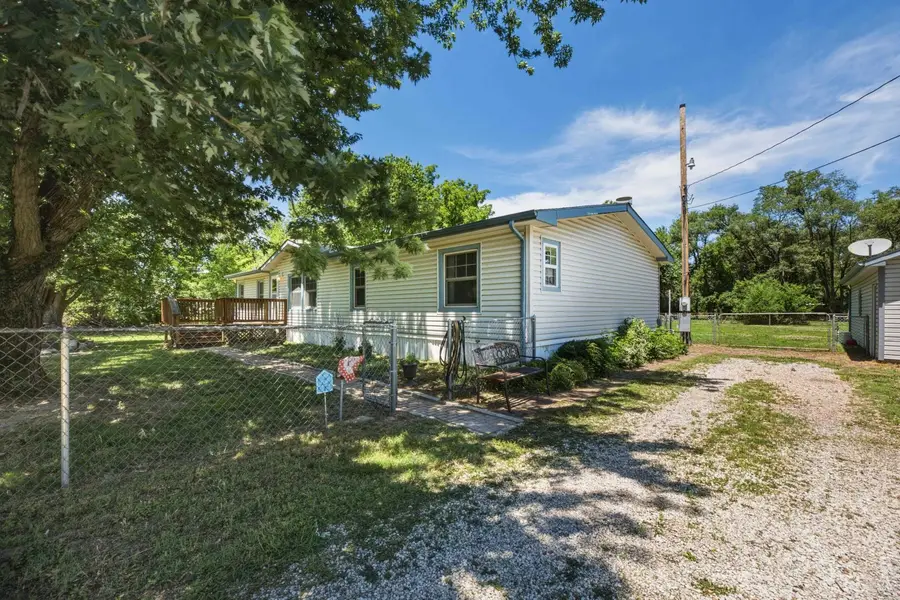 416 W 58th St S, Wichita, KS 67217 - #2