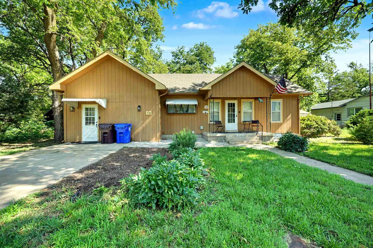 308 W Lindsborg St., Lindsborg, KS 67456 - #1