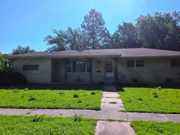 620 N Duncan, Newton, KS 67114