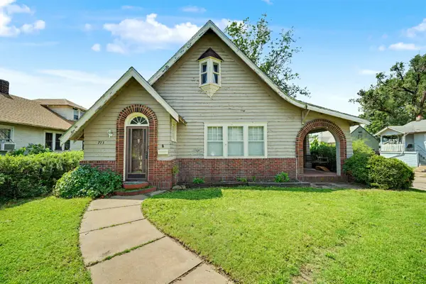 713 W South St., Salina, KS 67401
