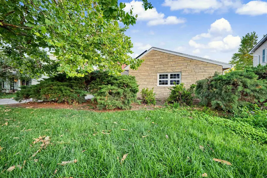 414 E Wayne, Salina, KS 67401 - #2