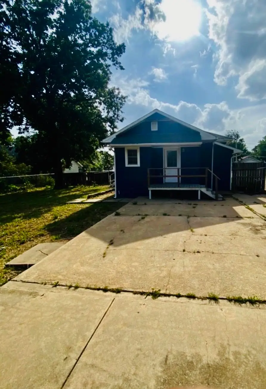 709 N A, Wellington, KS 67152 - #2