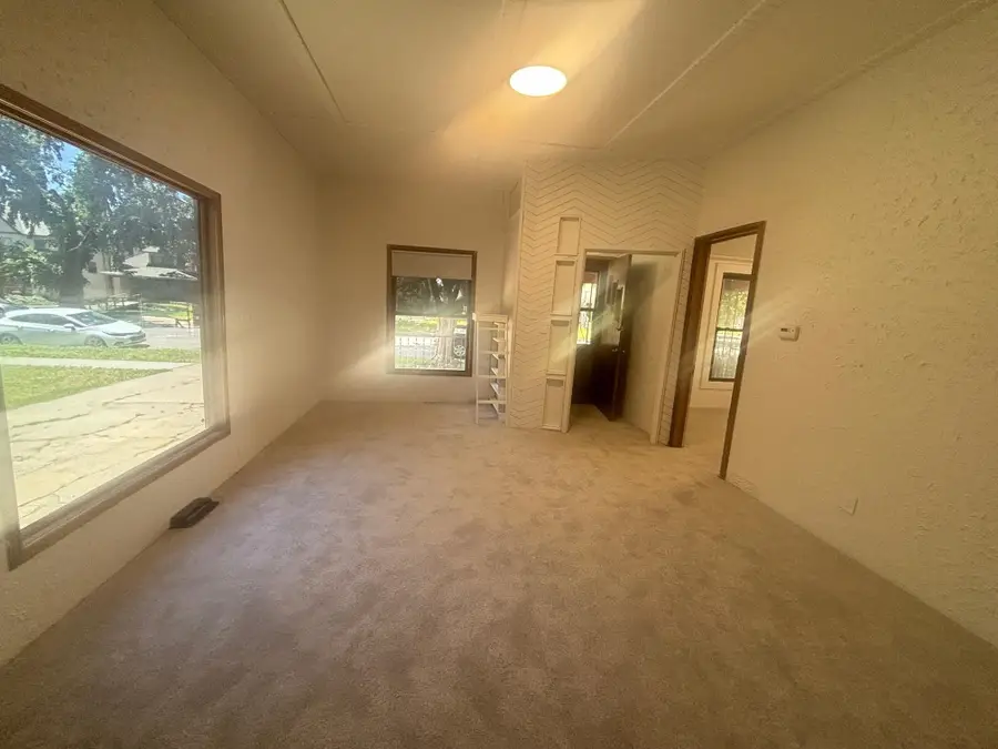 1006 S Emporia, Wichita, KS 67211 - #3