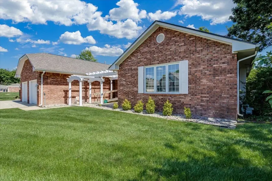 10531 W Millpond St, Wichita, KS 67212 - #2
