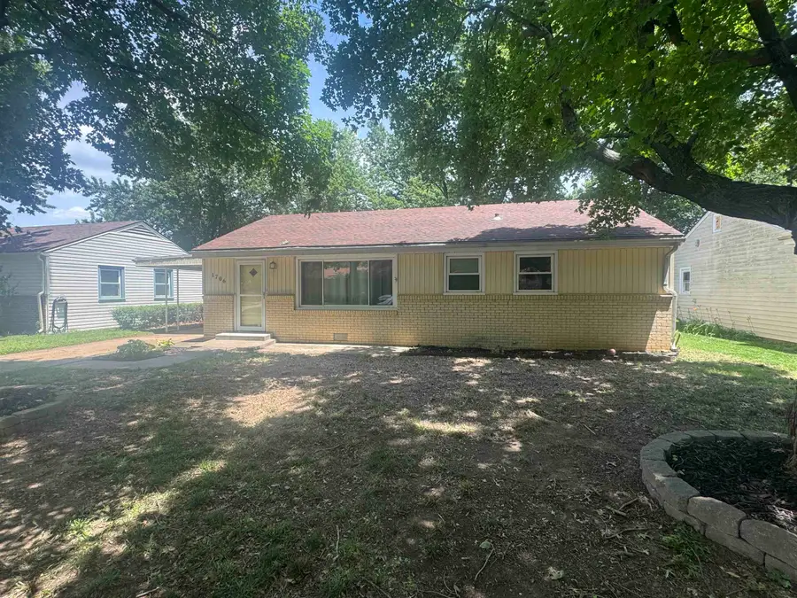 1706 Mound, Winfield, KS 67156 - #2