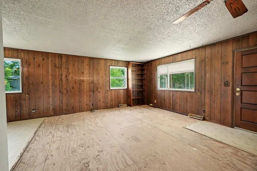 110 S Maud St., Marquette, KS 67464 - #3