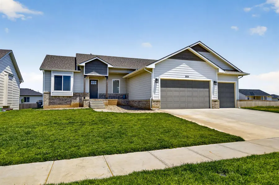 5104 W 46th St S, Wichita, KS 67215 - #2