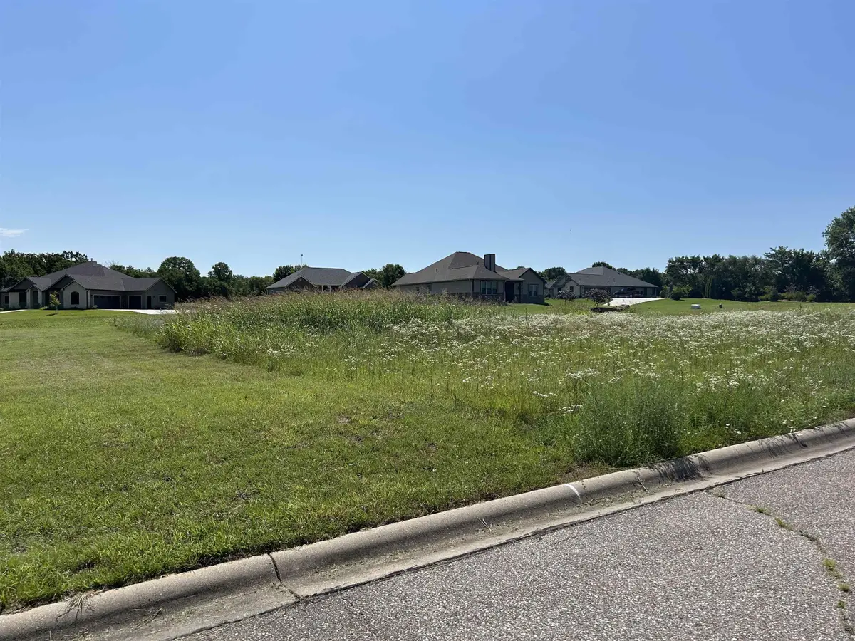 Lot 2 Block 4 Country Clb Est 1-replat, Arkansas City, KS 67005 - #1