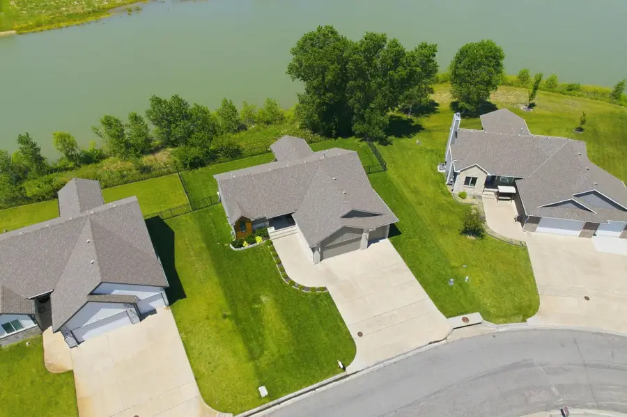 517 S Horseshoe Bend, Maize, KS 67101 - #2