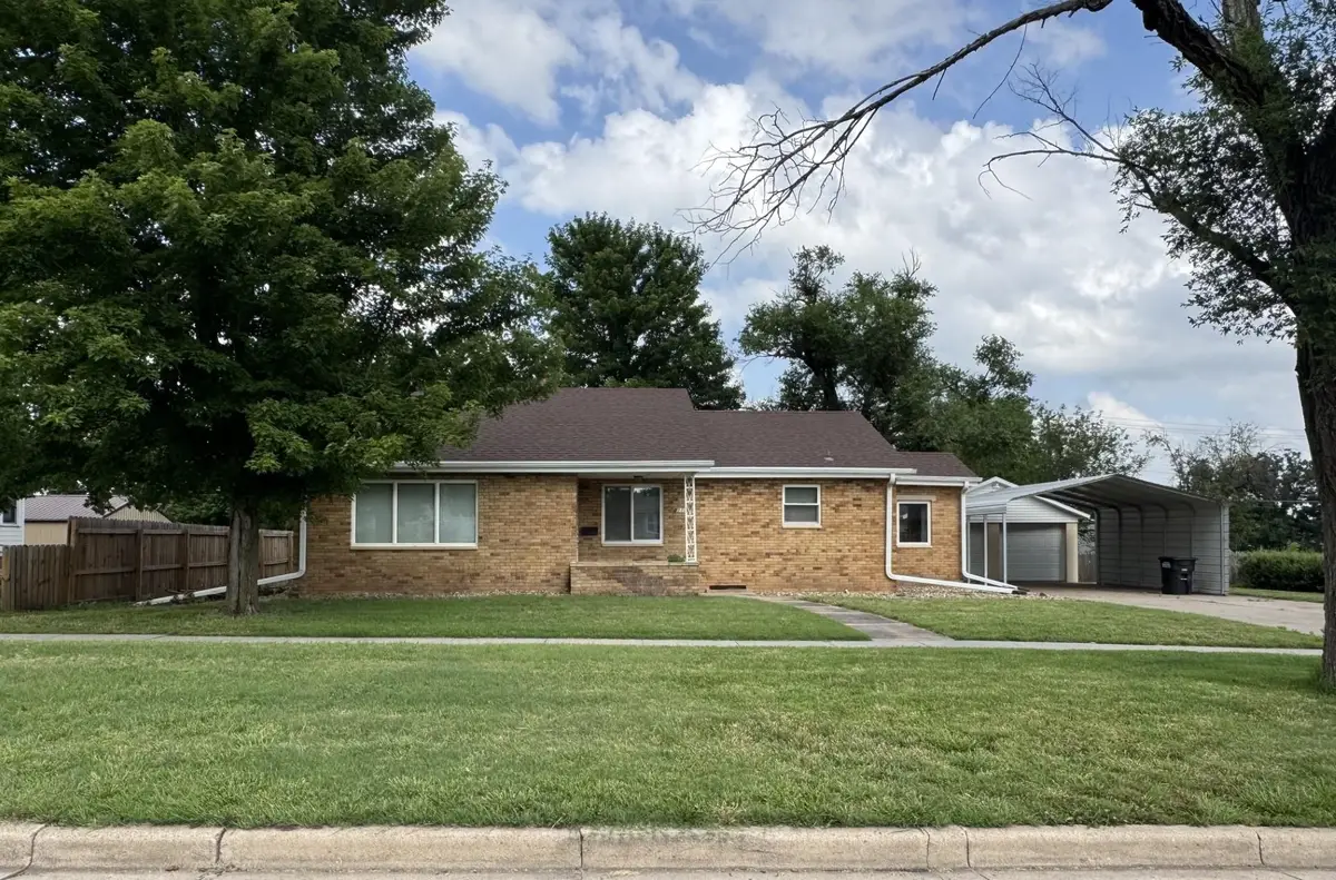 211 S First Avenue, Minneapolis, KS 67467 - #1