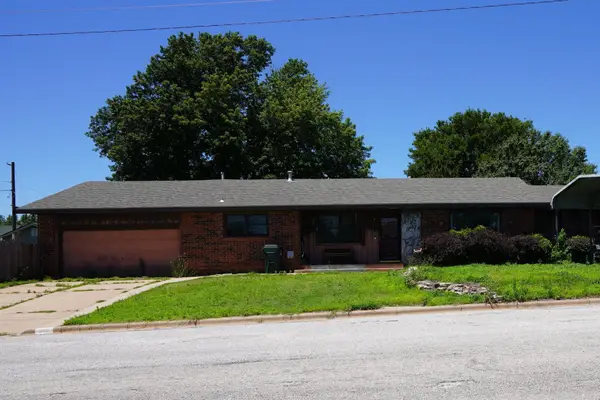 305 N Choctaw St, Hardtner, KS 67057