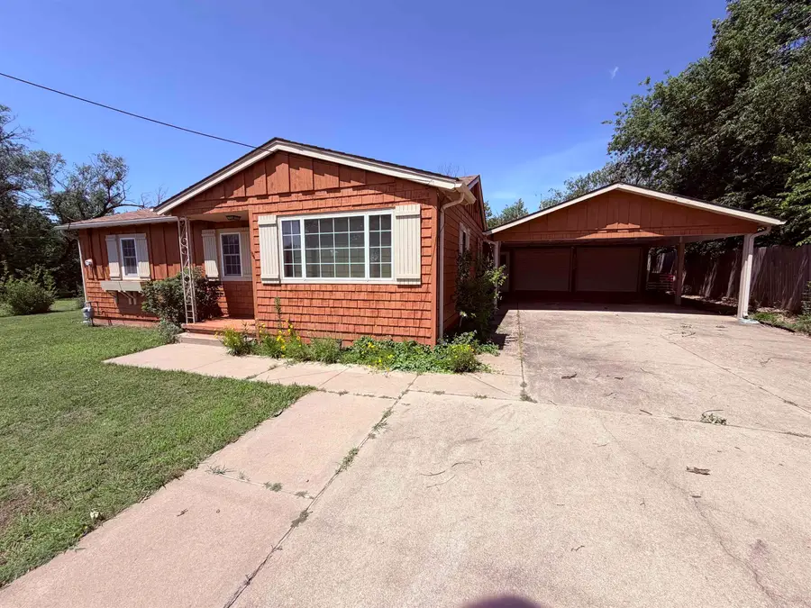 1022 S Cherry St., Wellington, KS 67152 - #3
