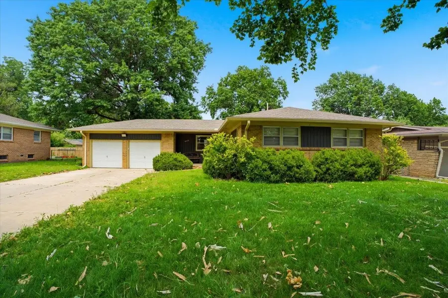 9900 W Tee Ln, Wichita, KS 67212 - #2