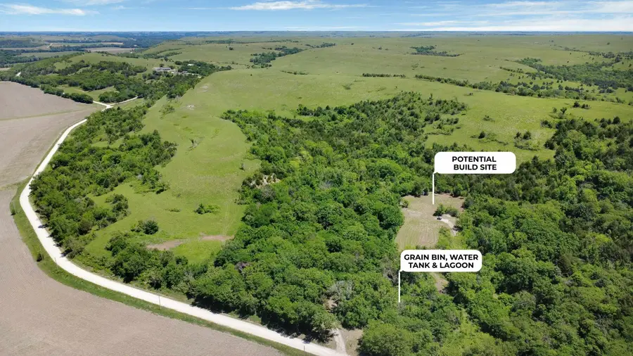 12047 Red Hen Rd, Onaga, KS 66521 - #3