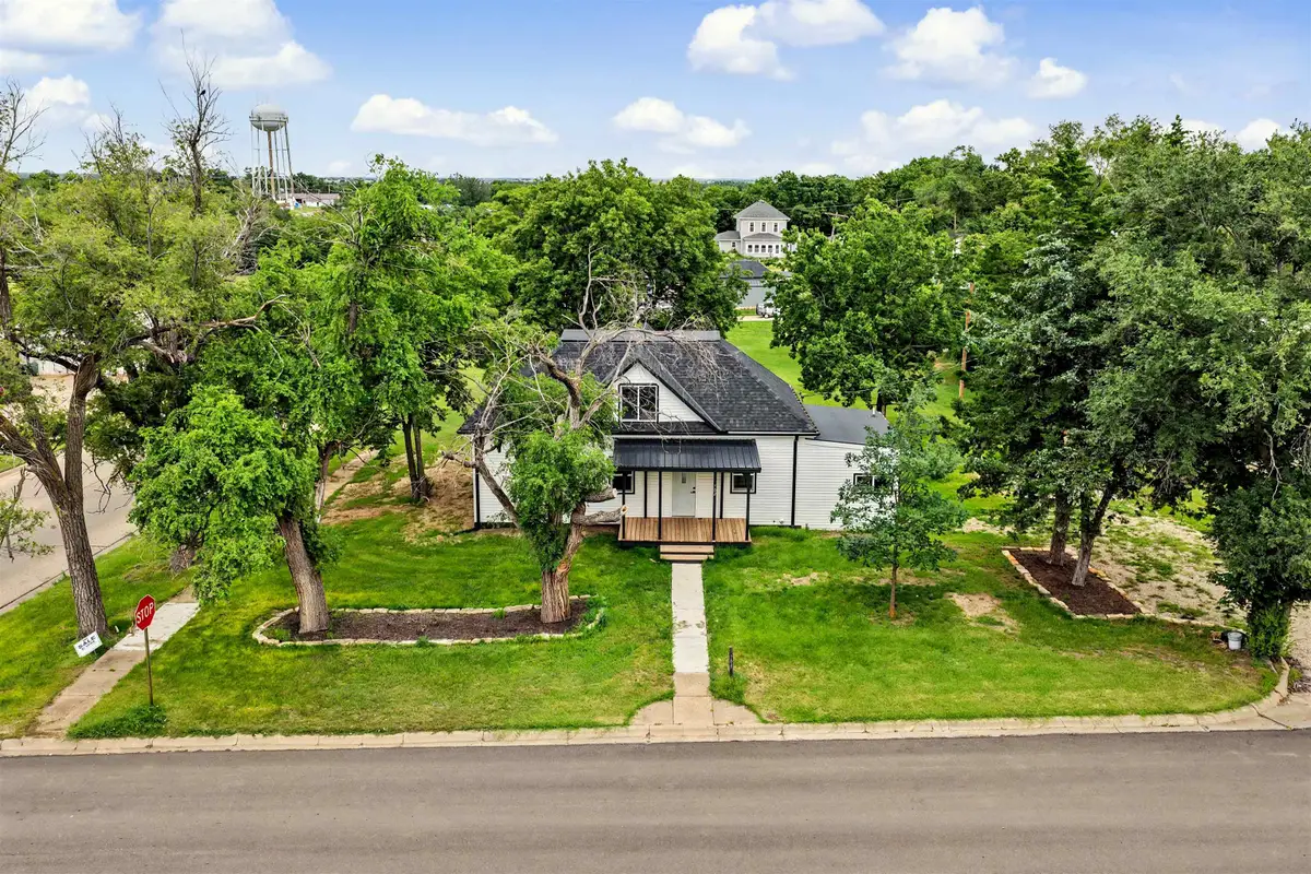 702 N Rock St, Minneapolis, KS 67467 - #1