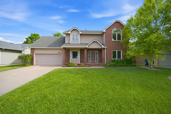 9818 W Bella Vista, Wichita, KS 67212