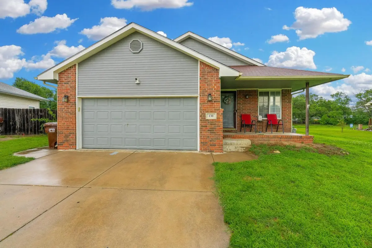 130 S Marlen, Haysville, KS 67060 - #1