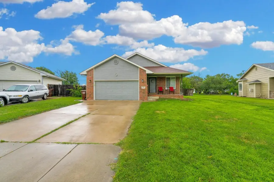 130 S Marlen, Haysville, KS 67060 - #3
