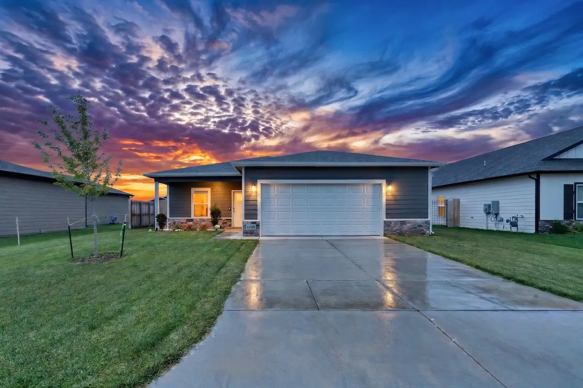 11709 W Scarlett Ct, Maize, KS 67101 - #1
