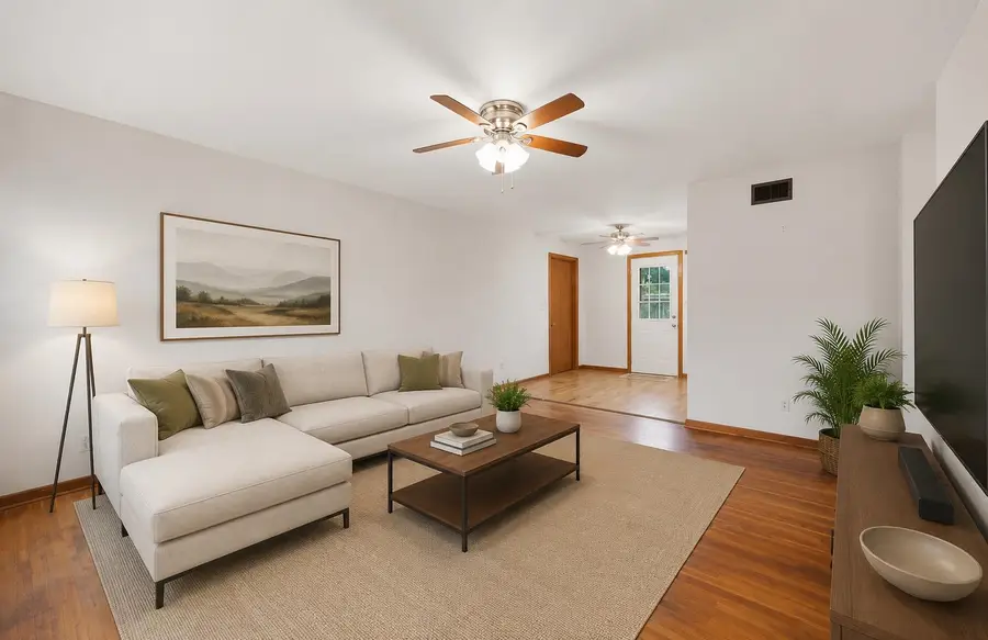 1904 W 32nd St S, Wichita, KS 67217-2031 - #3