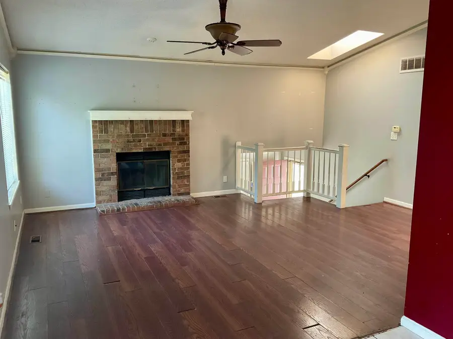 2538 N Old Manor Cir, Wichita, KS 67220 - #3