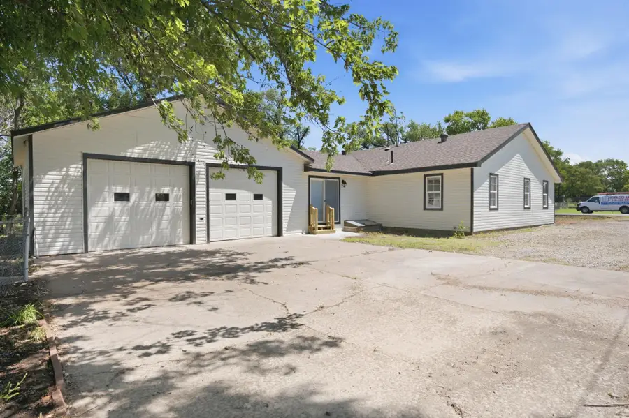 2343 S Crest St, Wichita, KS 67207 - #2