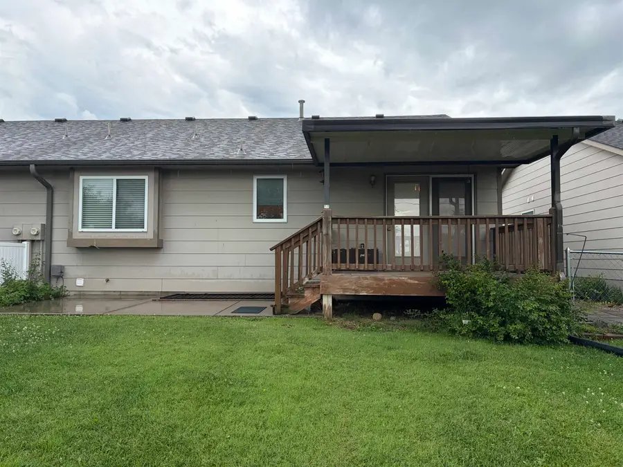1240 S High St, El Dorado, KS 67042 - #2