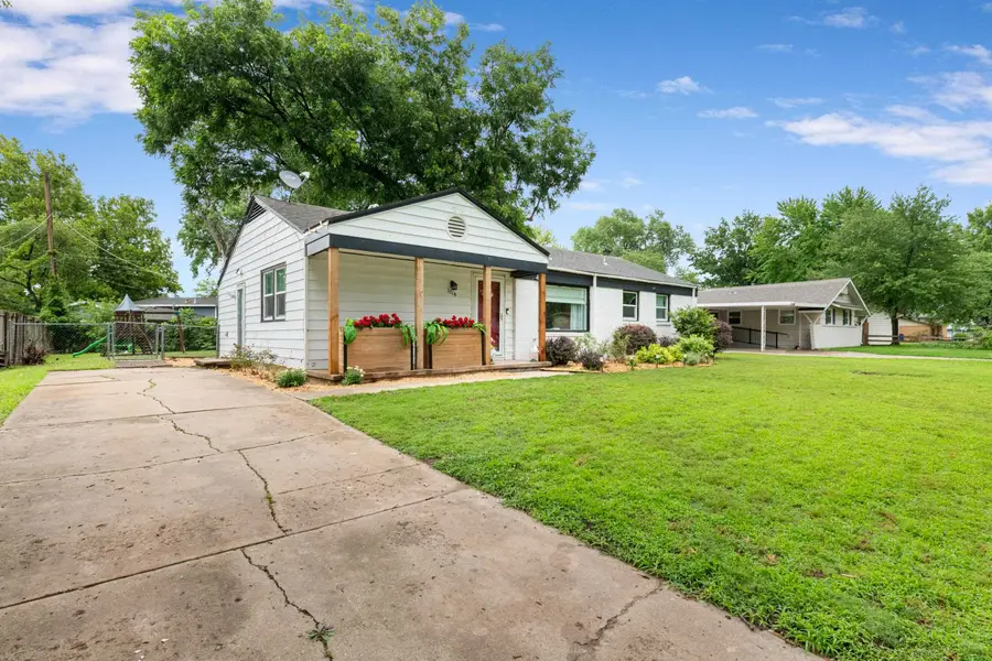 7518 W Galoway, Wichita, KS 67212 - #3