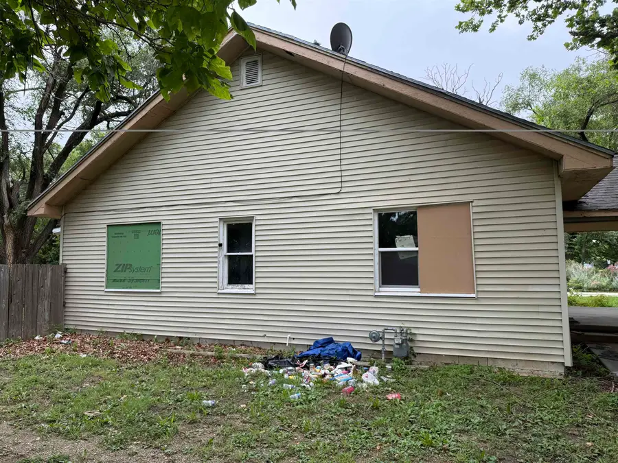 3321 W 9th St N, Wichita, KS 67203 - #3