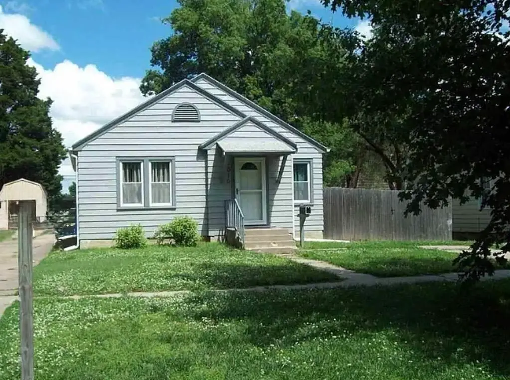 1010 N Maple St, McPherson, KS 67460 - #1