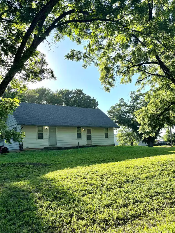 1029 N Orient, El Dorado, KS 67042