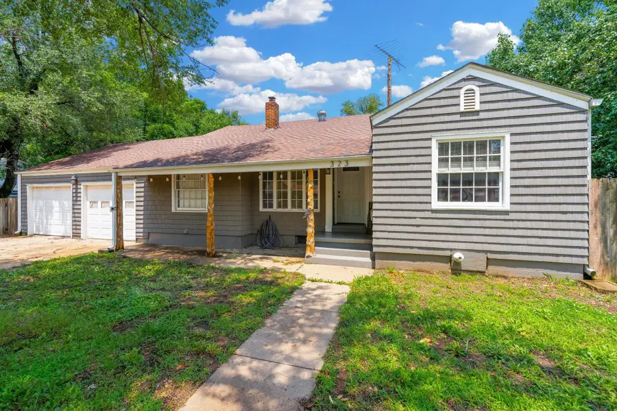 323 E 18th, Wellington, KS 67152 - #2