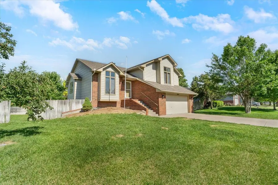 2014 N Grace Avenue Ct, Andover, KS 67002-9597 - #2