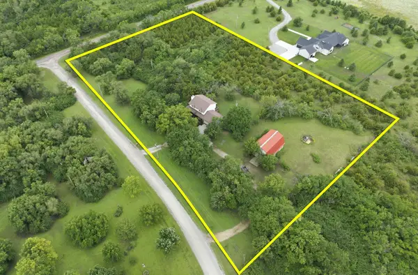 5941 SW Lago Cir, Augusta, KS 67010