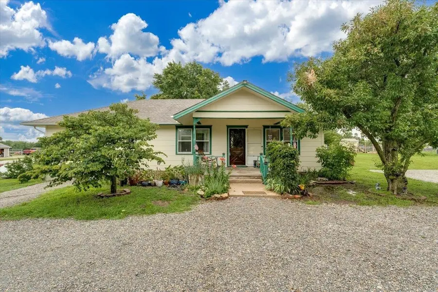 10101 E 106th St S, Mulvane, KS 67110 - #2