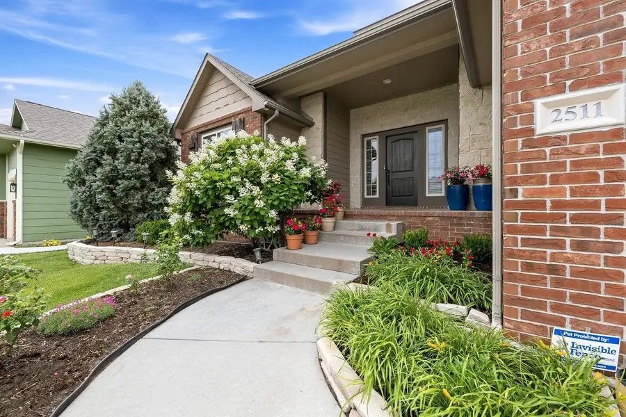 2511 N Ridgehurst, Wichita, KS 67228 - #2